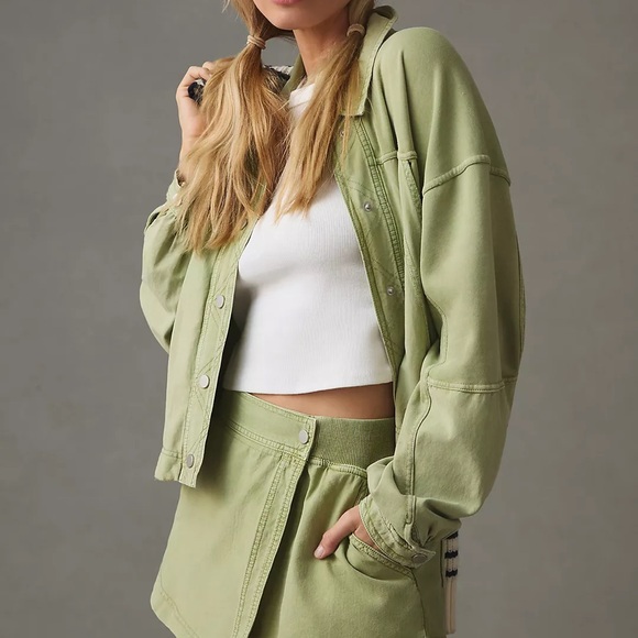 Daily Practice Jackets & Blazers - Daily Practice By Anthropologie Green cropped relaxed fit snap front shacket L